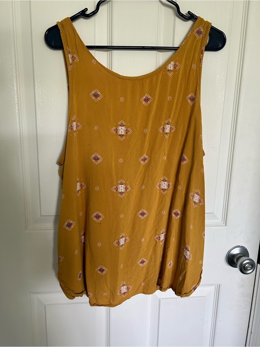 Mudd Mustard Floral Button-Front Tank| Women’s XL - Picture 3 of 5